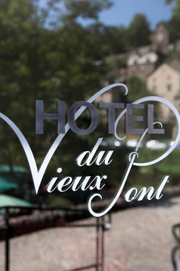 Le Vieux Pont Hotel Belcastel  Eksteriør billede