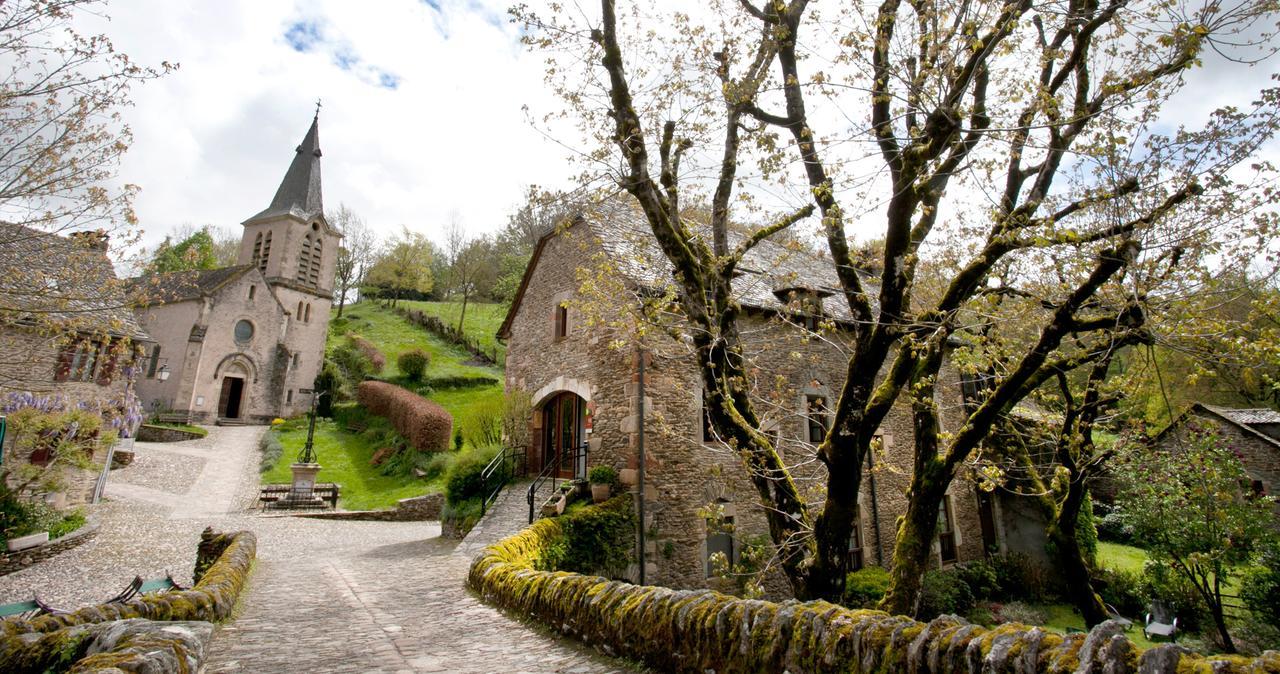 Le Vieux Pont Hotel Belcastel  Eksteriør billede
